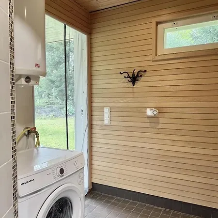 Hébergement de vacances Sopiva Moekki Laehellae Tuurin Kylaekauppaa *