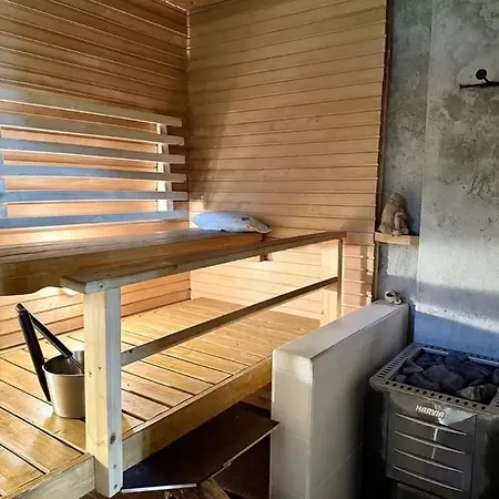 Sopiva Moekki Laehellae Tuurin Kylaekauppaa * Alavus