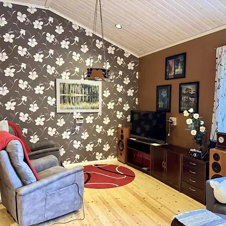 Sopiva Moekki Laehellae Tuurin Kylaekauppaa الافوس