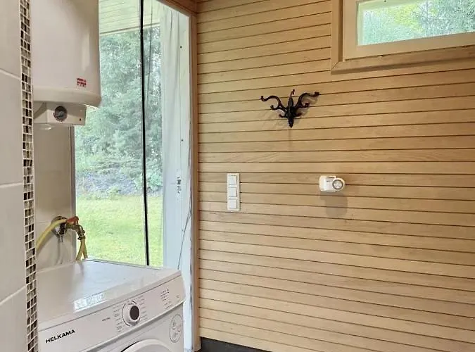 בית נופש Sopiva Moekki Laehellae Tuurin Kylaekauppaa *