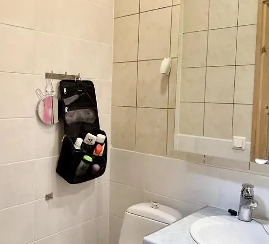 בית נופש Sopiva Moekki Laehellae Tuurin Kylaekauppaa אלאבוס