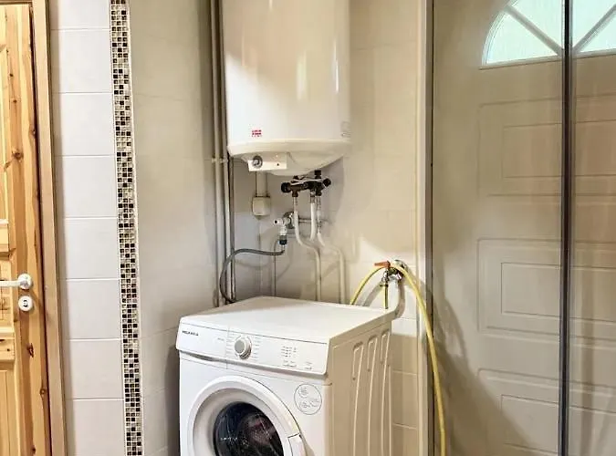 בית נופש Sopiva Moekki Laehellae Tuurin Kylaekauppaa